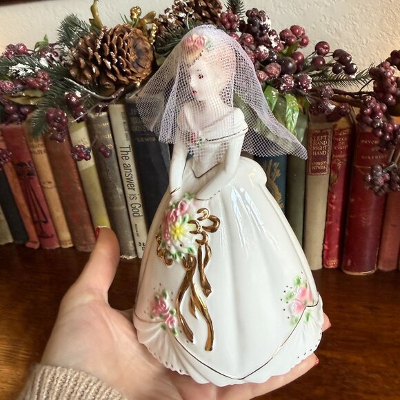Vintage Josef Originals Applause Bride with Veil Figurine, #38660, 6.75” Tall - Picture 14 of 14